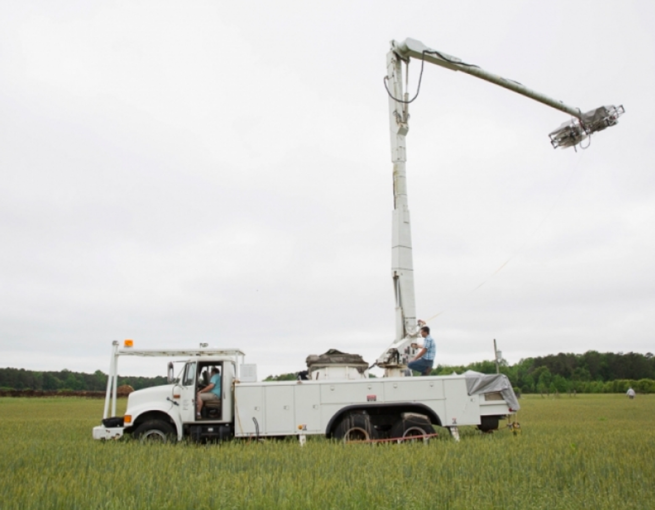 Photo of mounted ComRAD truck assembly in field